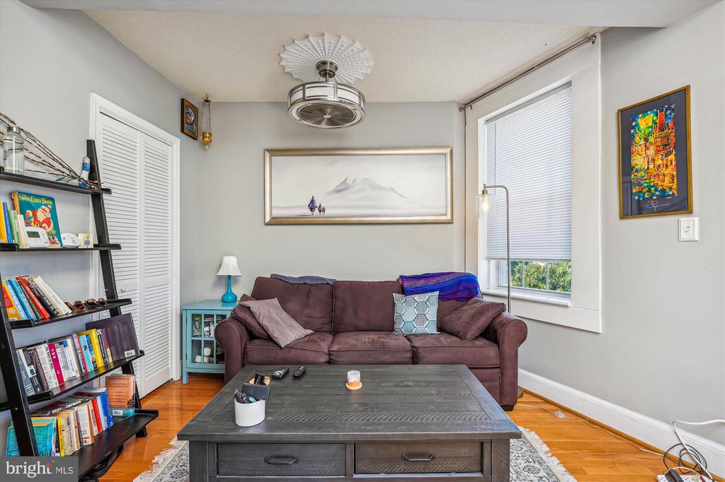 1125 MARYLAND AVENUE NE Unit: 16