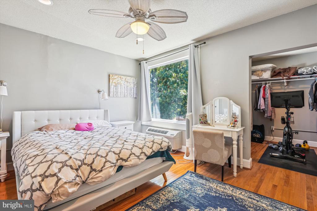 1125 MARYLAND AVENUE NE Unit: 16