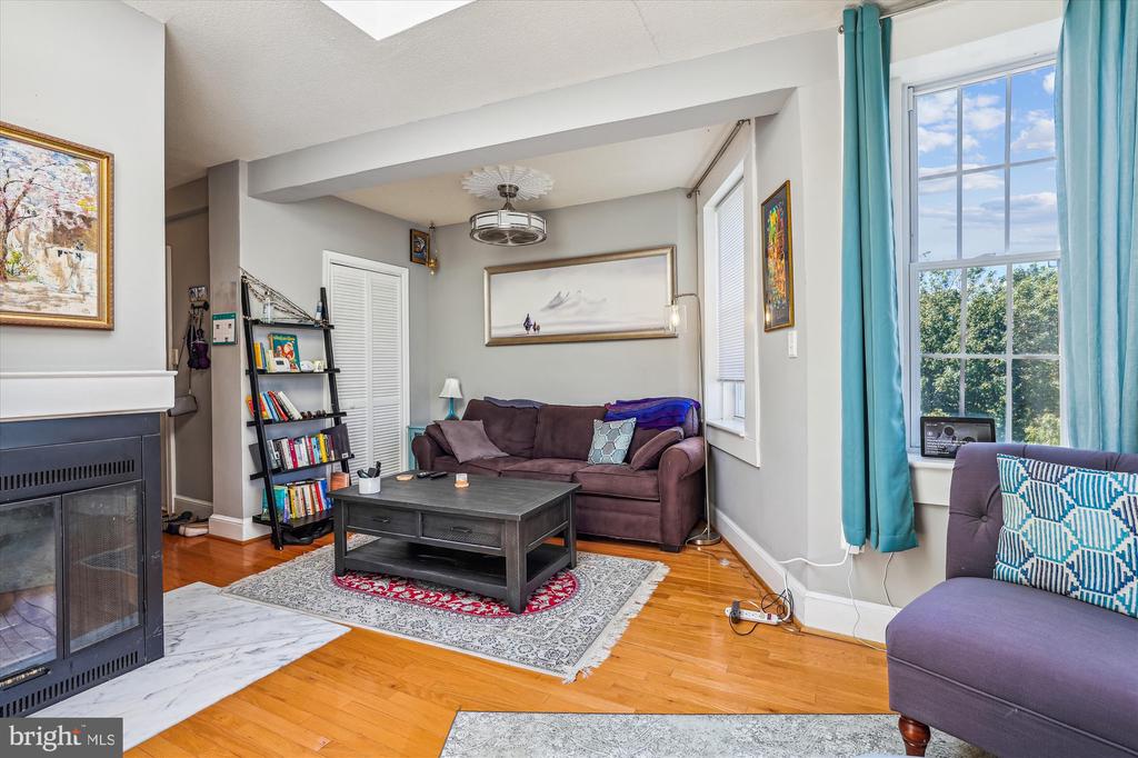 1125 MARYLAND AVENUE NE Unit: 16
