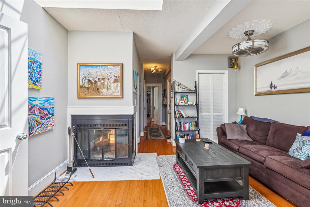 1125 MARYLAND AVENUE NE Unit: 16