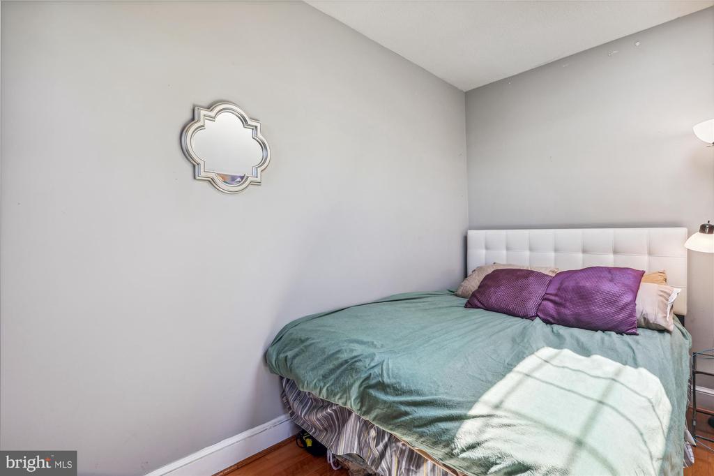 1125 MARYLAND AVENUE NE Unit: 16
