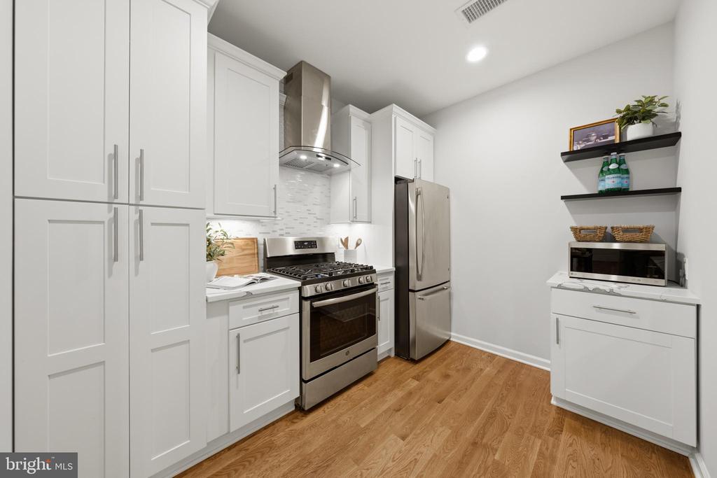 740 FAIRMONT STREET NW Unit: A
