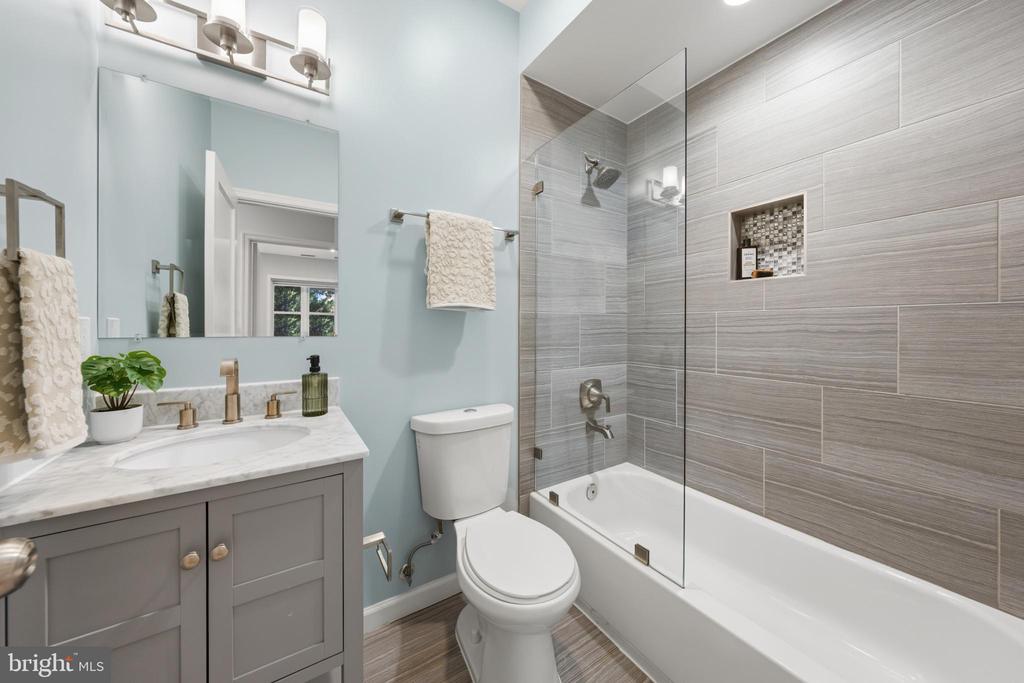 740 FAIRMONT STREET NW Unit: A