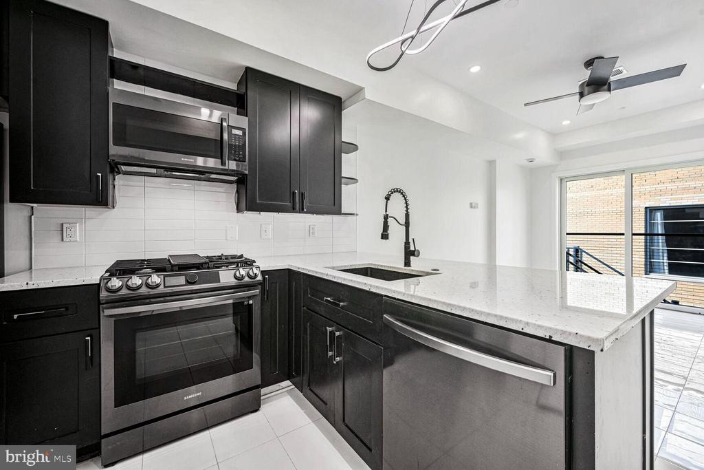 3304 GEORGIA AVENUE NW Unit: 4B