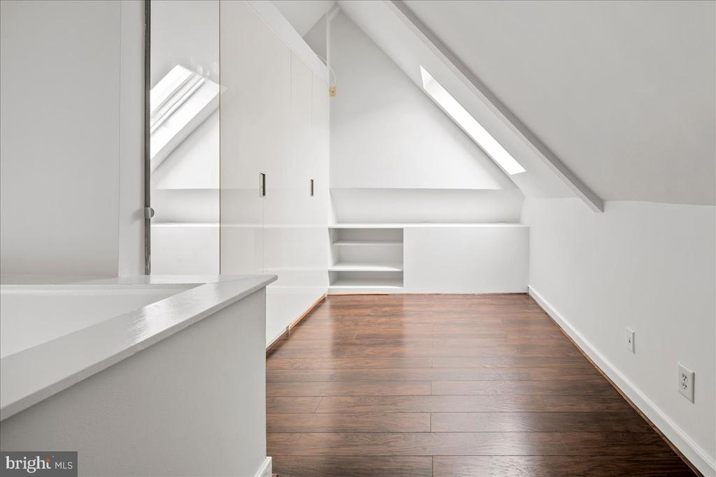 1624 U STREET NW Unit: 301