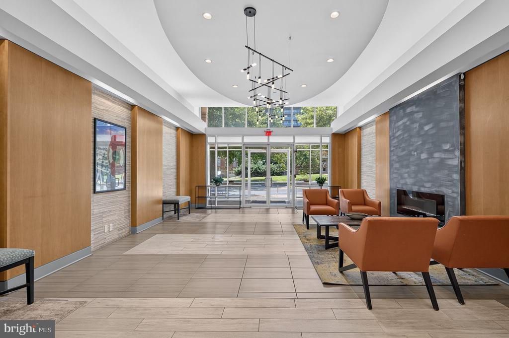 355 I STREET SW Unit: S-317