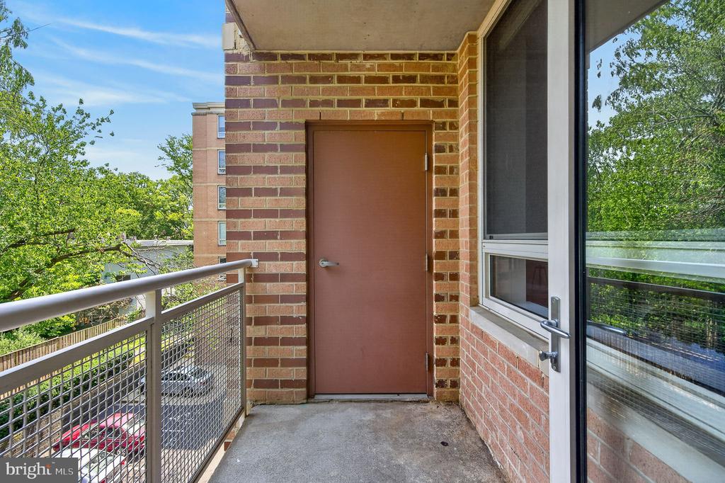 355 I STREET SW Unit: S-317