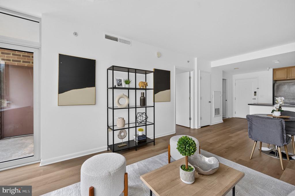 355 I STREET SW Unit: S-317