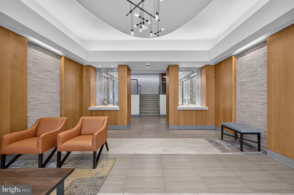 355 I STREET SW Unit: S-317
