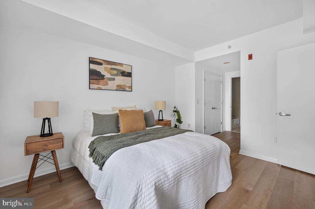 355 I STREET SW Unit: S-317
