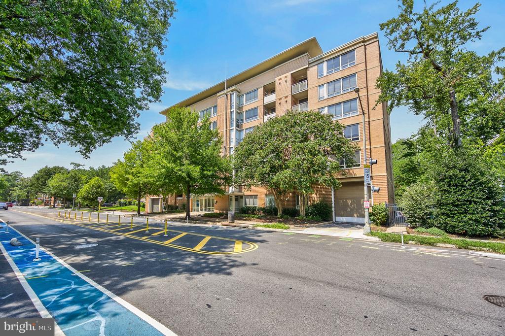 355 I STREET SW Unit: S-317