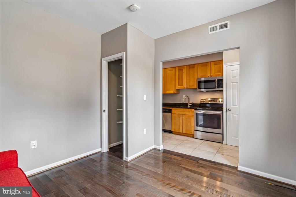 1601 ISHERWOOD STREET NE Unit: 1