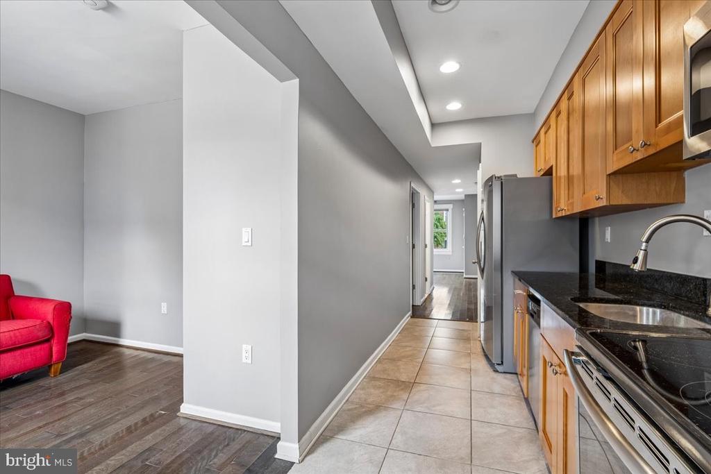 1601 ISHERWOOD STREET NE Unit: 1