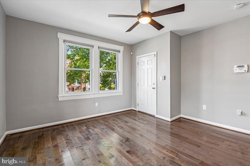 1601 ISHERWOOD STREET NE Unit: 1