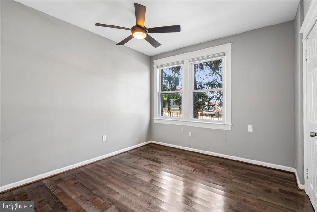 1601 ISHERWOOD STREET NE Unit: 1