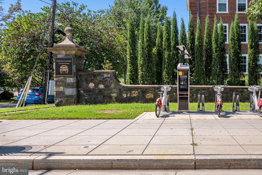 3860 RODMAN STREET NW Unit: C225