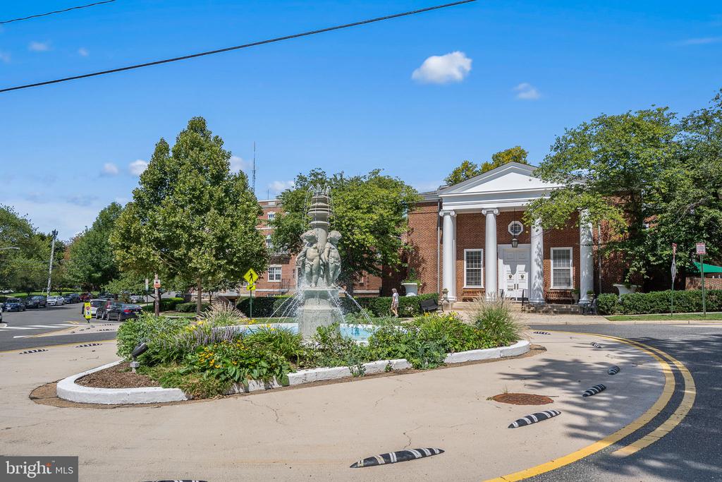 3860 RODMAN STREET NW Unit: C225