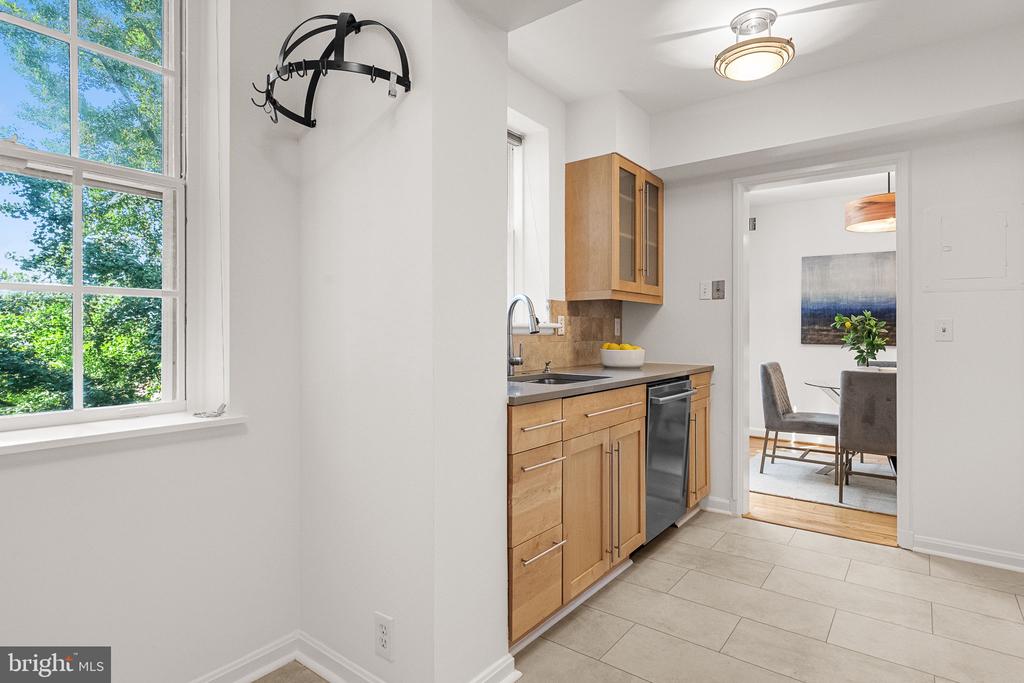 3860 RODMAN STREET NW Unit: C225