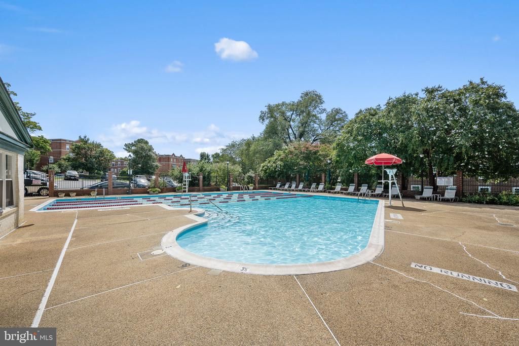 3860 RODMAN STREET NW Unit: C225