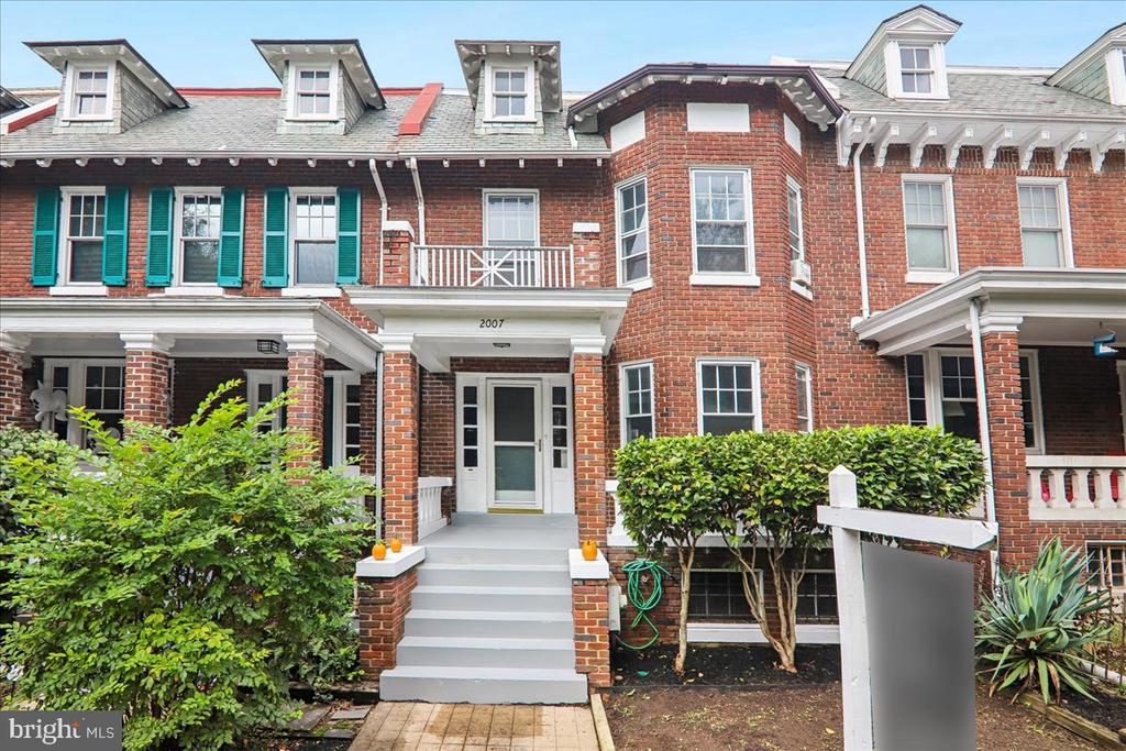 2007 Klingle Road NW Washington DC