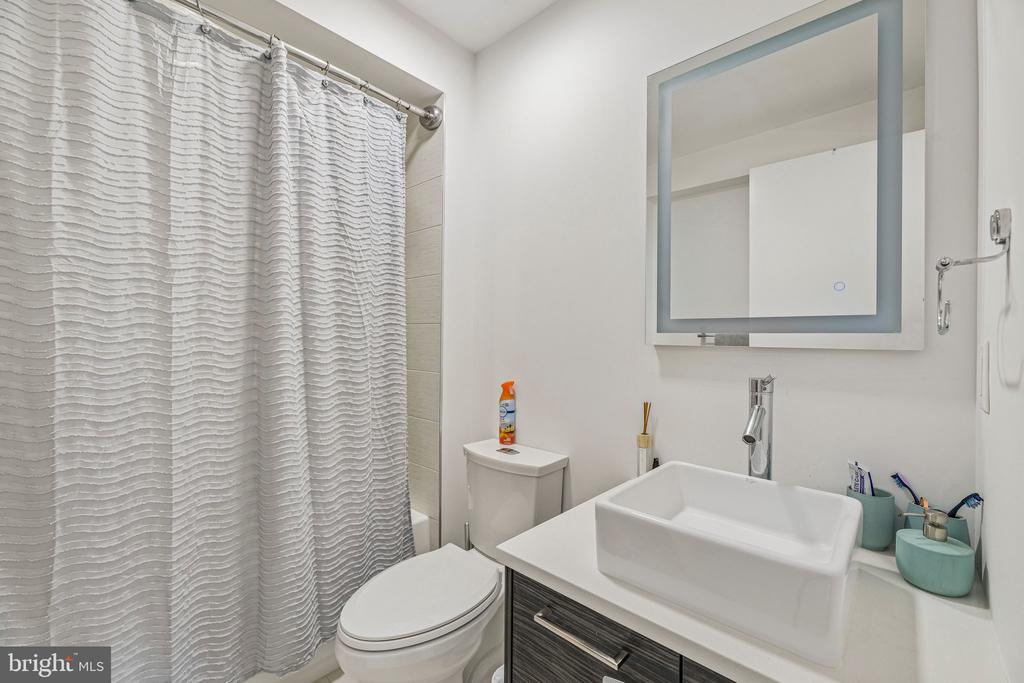 1020 MONROE STREET NW Unit: 409