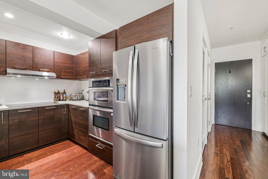 1020 MONROE STREET NW Unit: 409
