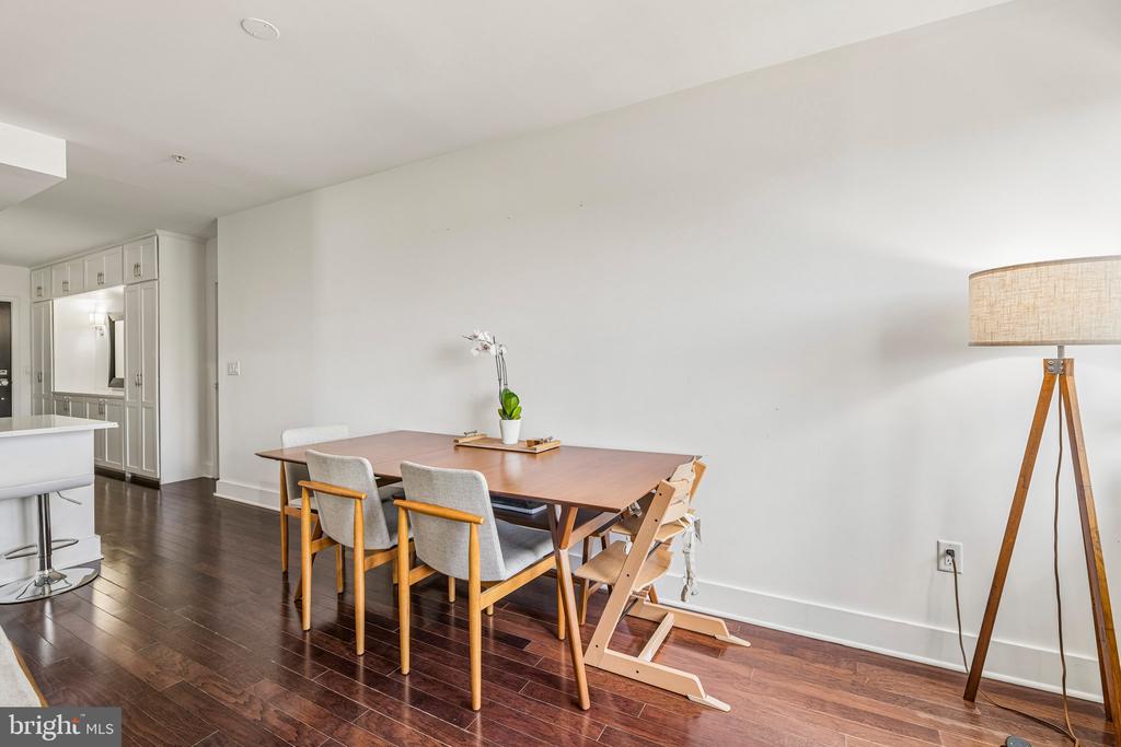 1020 MONROE STREET NW Unit: 409