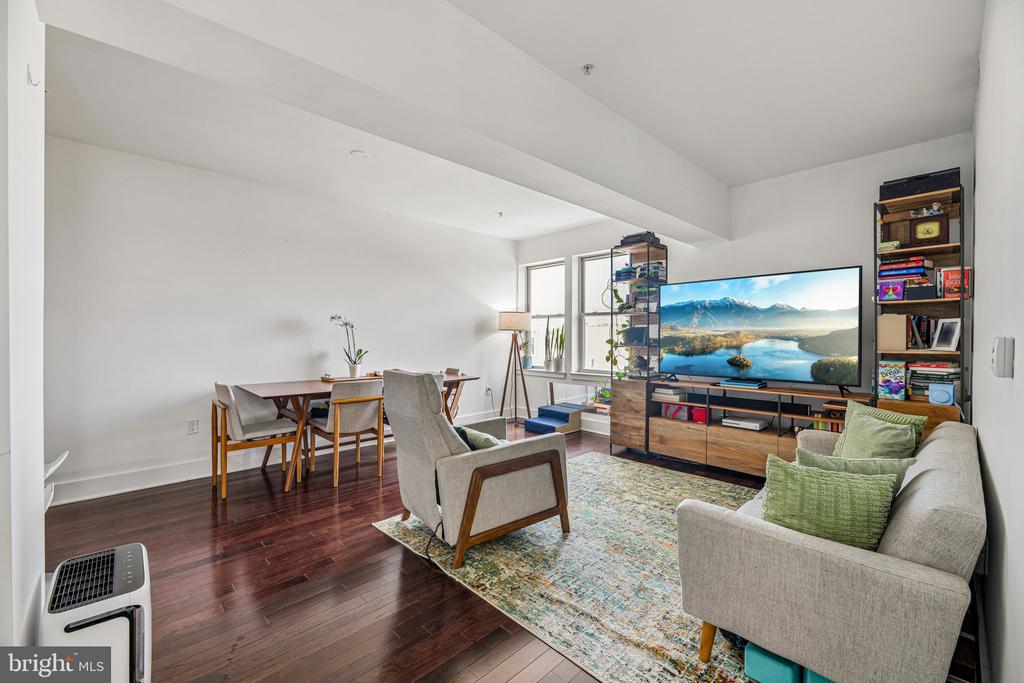 1020 MONROE STREET NW Unit: 409