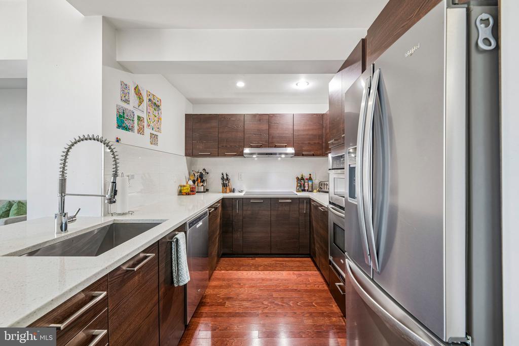 1020 MONROE STREET NW Unit: 409