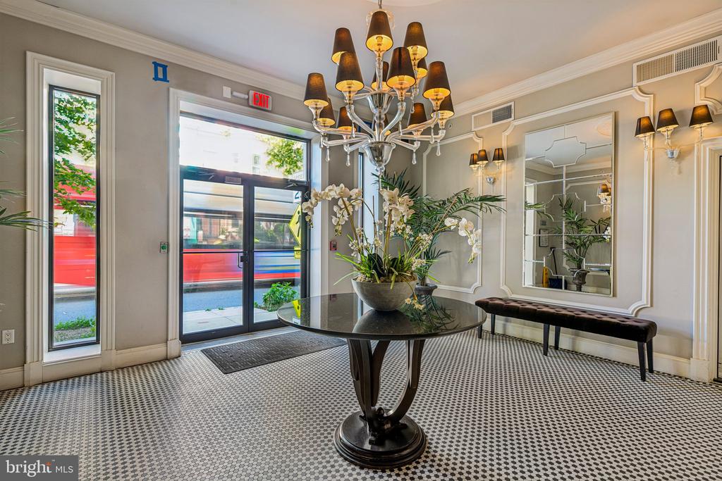 1020 MONROE STREET NW Unit: 409