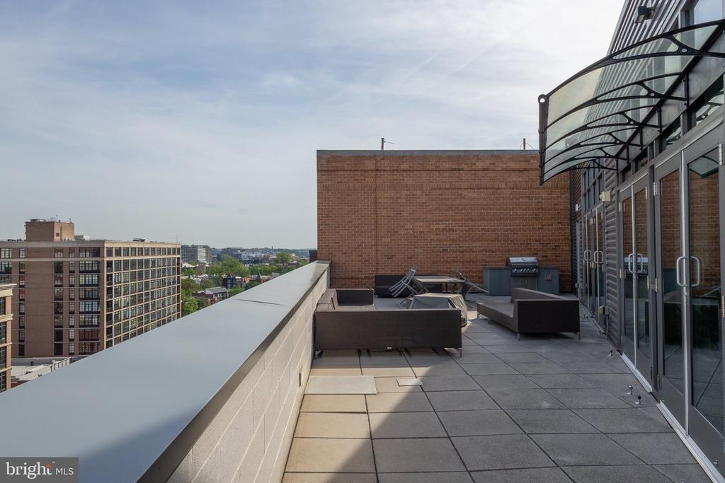 460 NEW YORK AVENUE NW Unit: 407