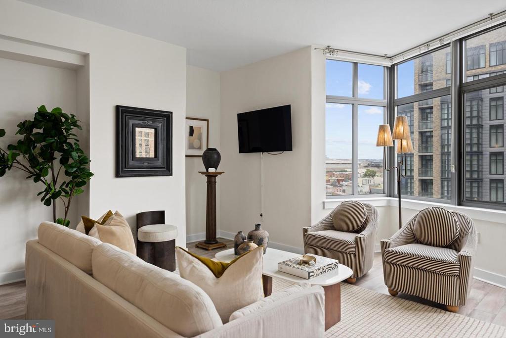 460 NEW YORK NW Unit: 802