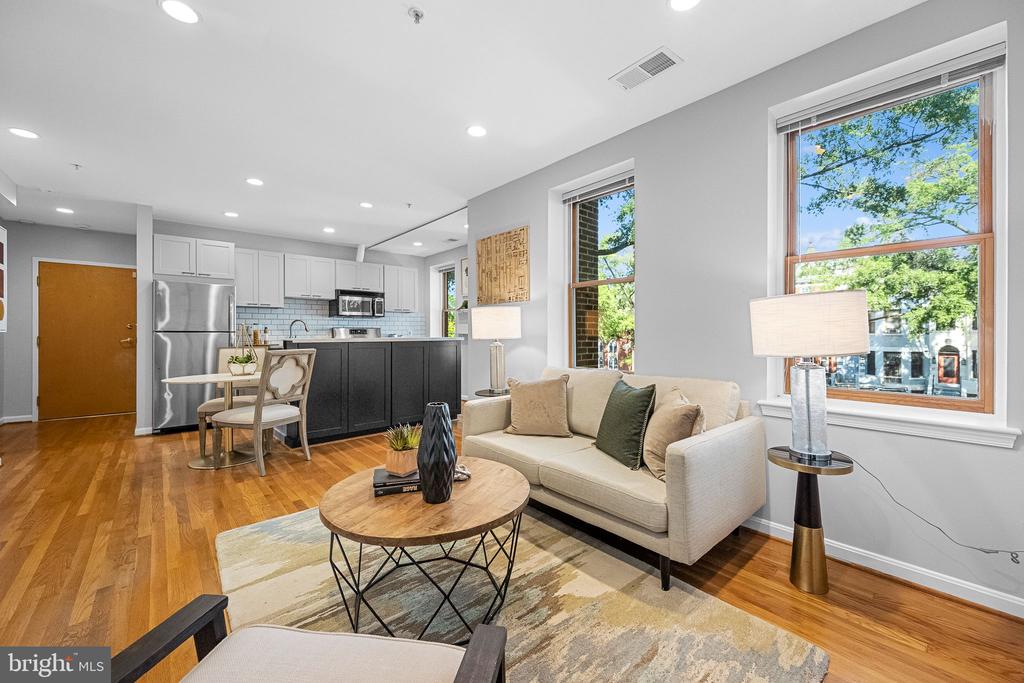 70 RHODE ISLAND AVENUE NW Unit: 304