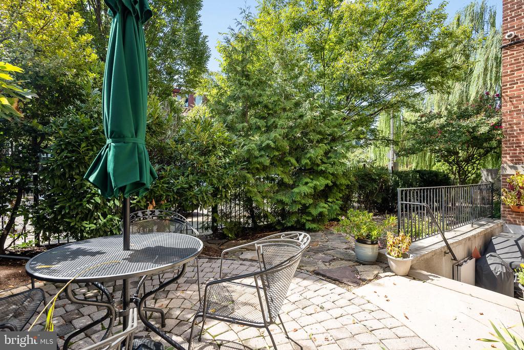 70 RHODE ISLAND AVENUE NW Unit: 304