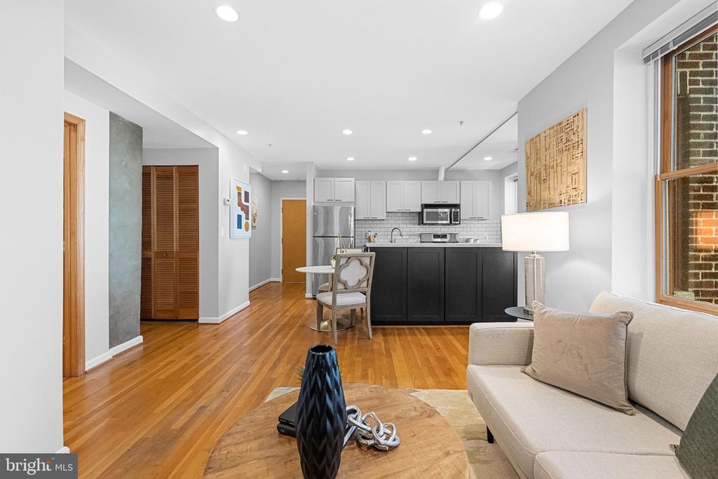 70 RHODE ISLAND AVENUE NW Unit: 304