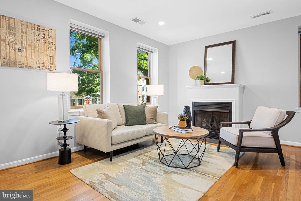 70 RHODE ISLAND AVENUE NW Unit: 304