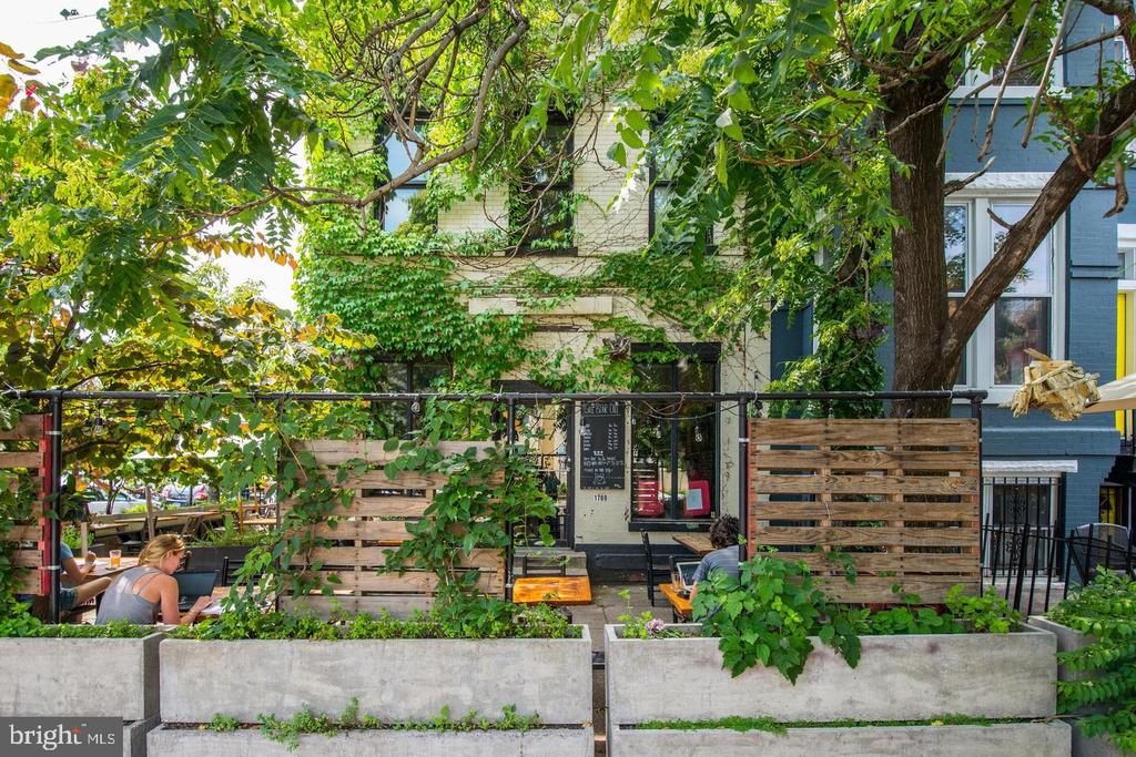 70 RHODE ISLAND AVENUE NW Unit: 304