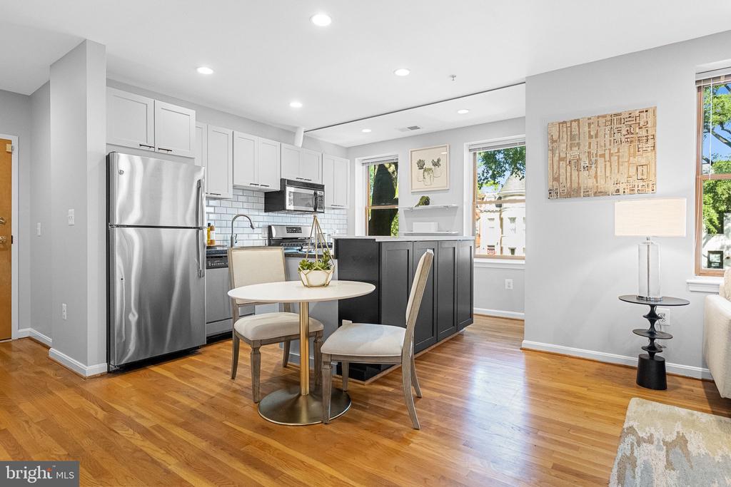 70 RHODE ISLAND AVENUE NW Unit: 304