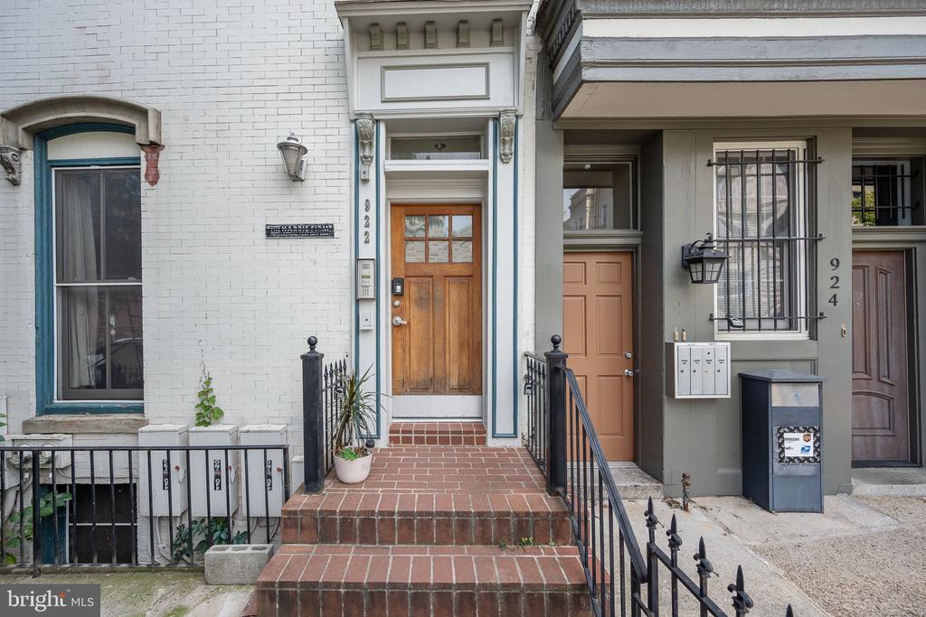 922 N STREET NW Unit: 2