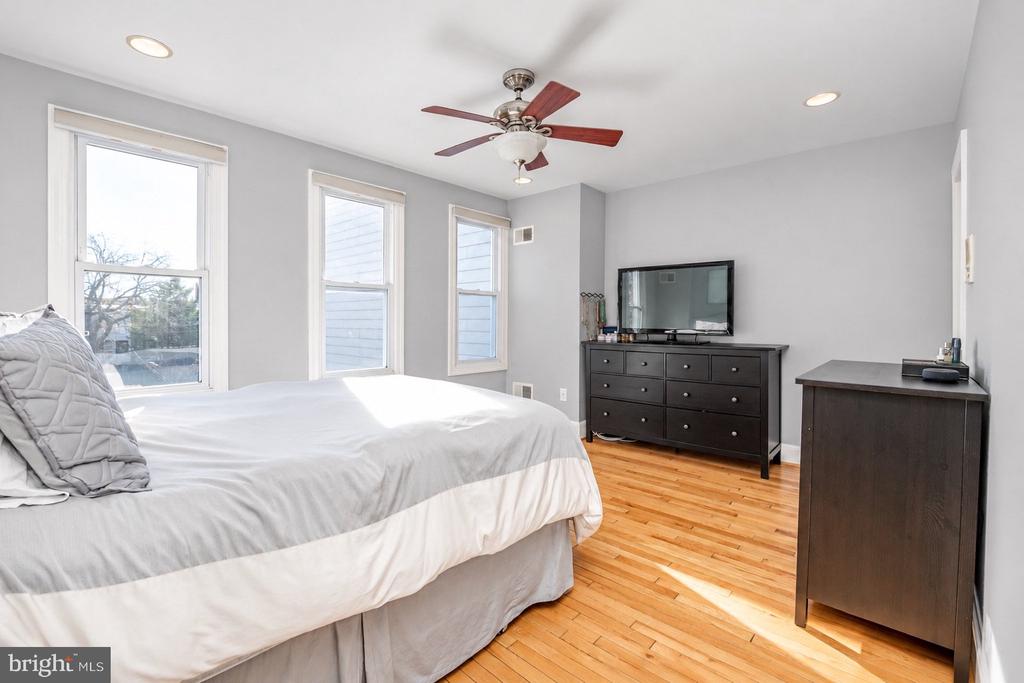 1815 E EAST CAPITOL STREET SE Unit: 2