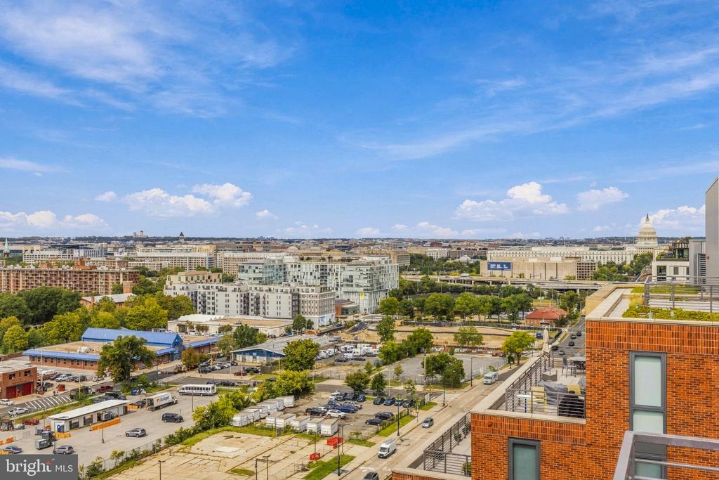 1211 VAN STREET SE Unit: 818