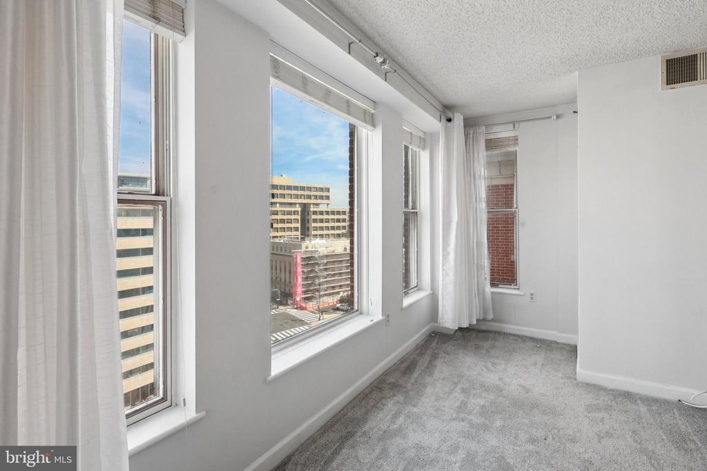 601 PENNSYLVANIA AVENUE NW Unit: 1103N