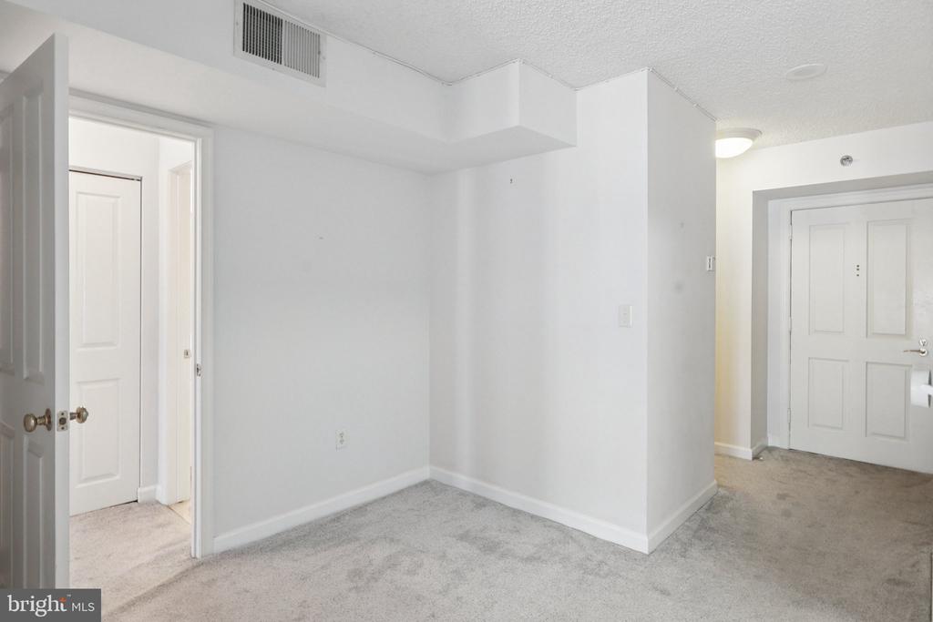 601 PENNSYLVANIA AVENUE NW Unit: 1103N
