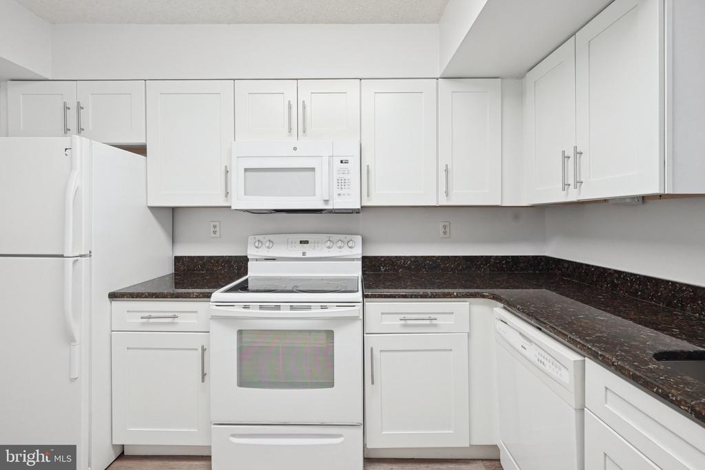 601 PENNSYLVANIA AVENUE NW Unit: 1103N