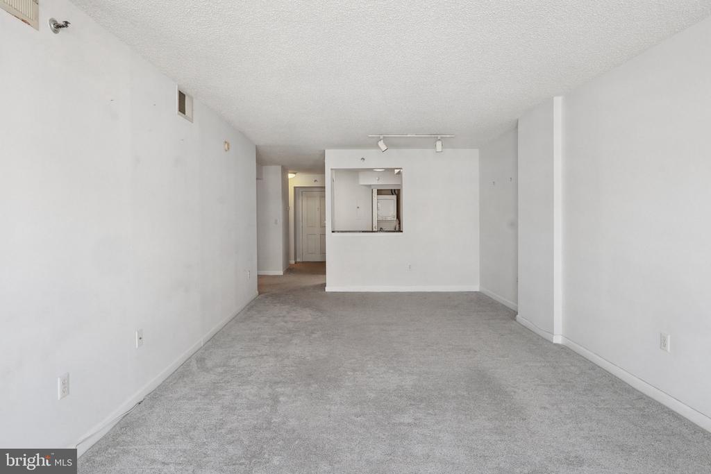 601 PENNSYLVANIA AVENUE NW Unit: 1103N