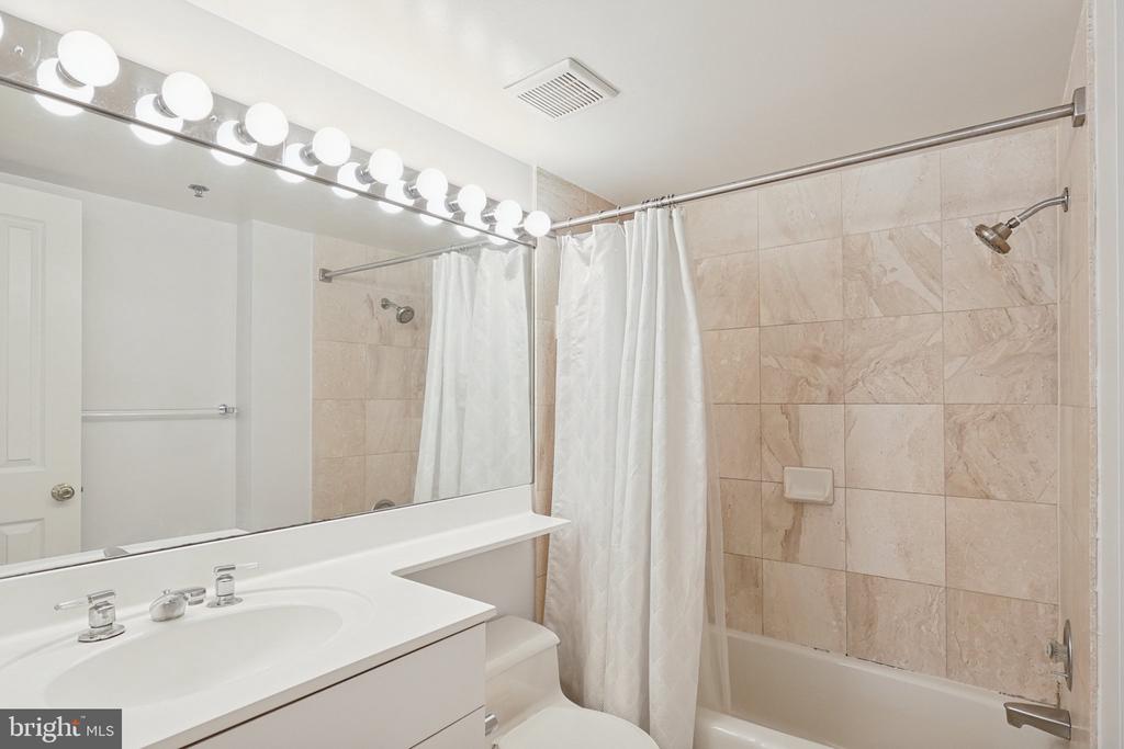 601 PENNSYLVANIA AVENUE NW Unit: 1103N