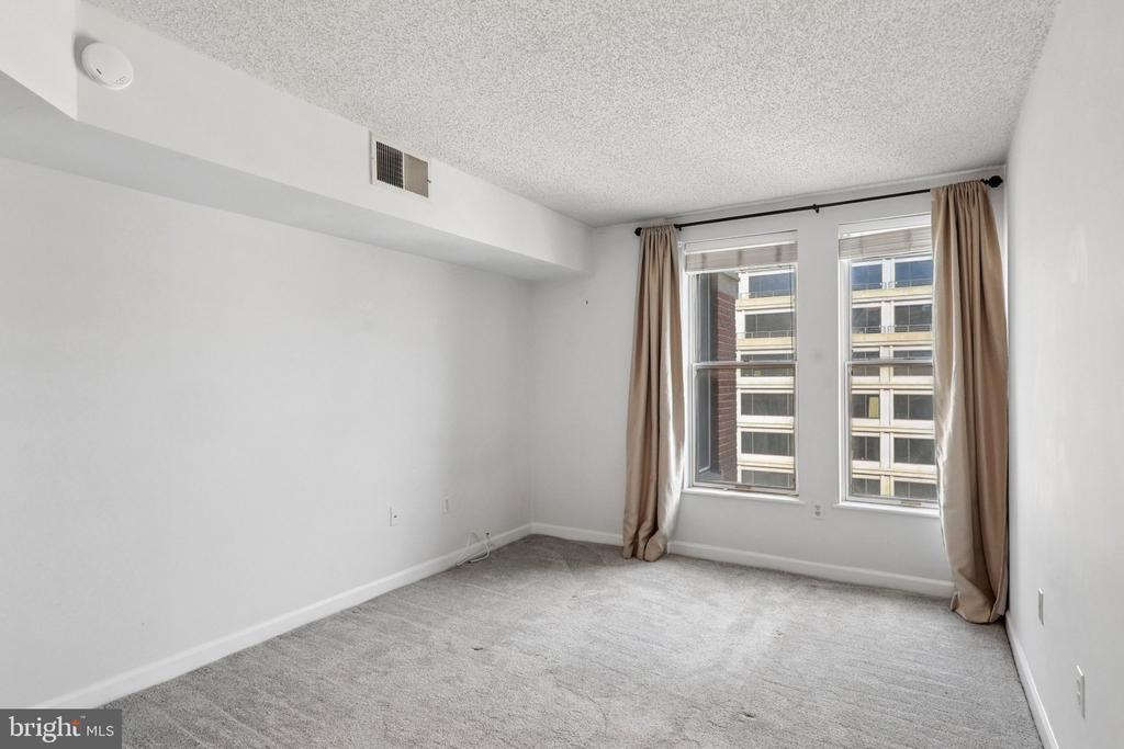 601 PENNSYLVANIA AVENUE NW Unit: 1103N