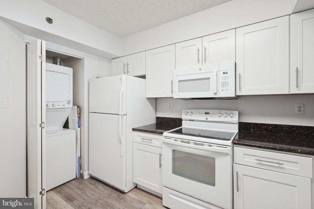 601 PENNSYLVANIA AVENUE NW Unit: 1103N
