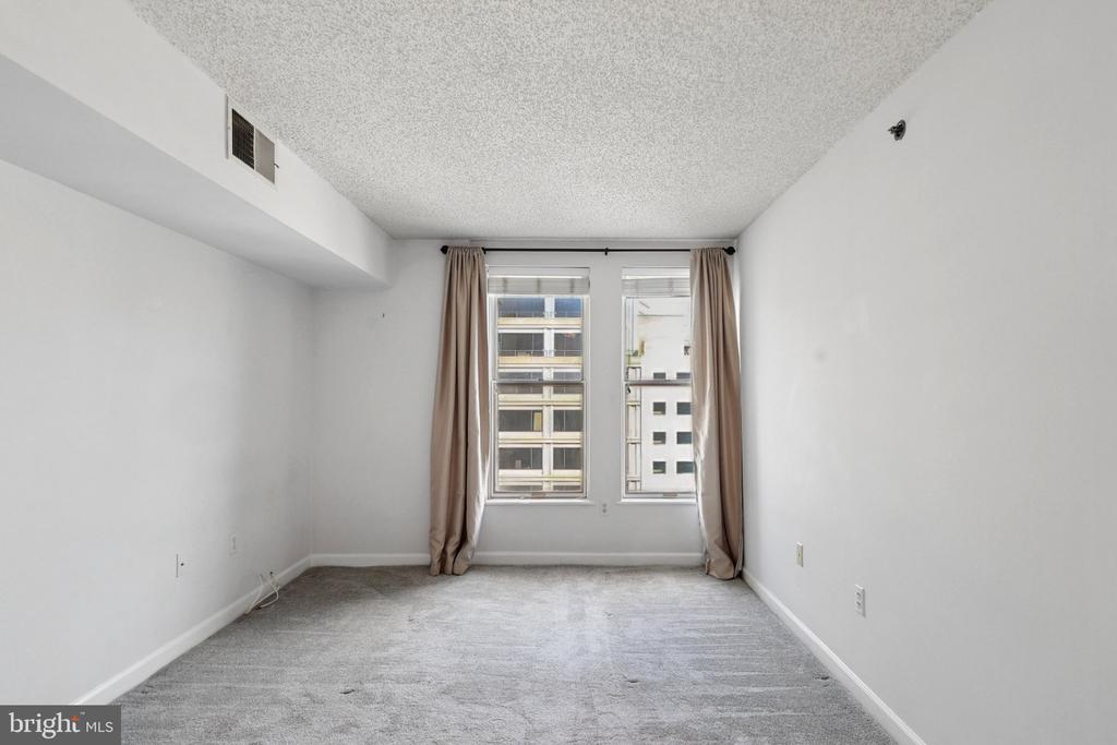 601 PENNSYLVANIA AVENUE NW Unit: 1103N