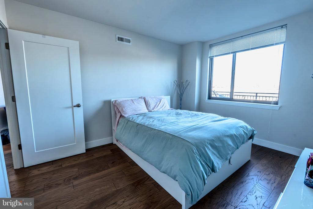 50 FLORIDA AVENUE NE Unit: 713
